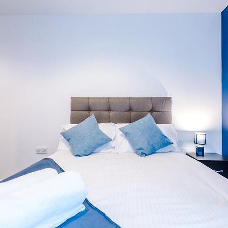 2 Bed Apartment With Balcony Private Parking Near Etihad Stadium, Coop Live Манчестер Екстер'єр фото
